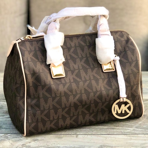 mk doctors bag size